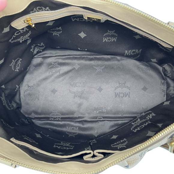 MCM Visetos Medium Essentials Shopper Tote – Beige with Monogram - Picture 12 of 12